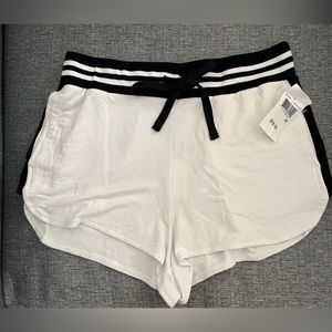 Steve Madden -Bb Dakota shorts